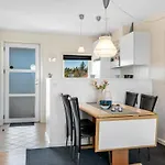 Dafna - 100m From The Sea By Interhome Hals