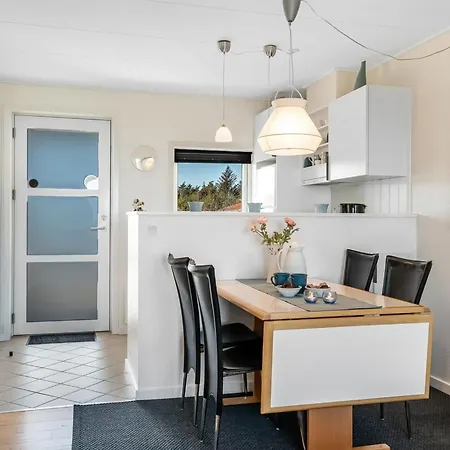 Dafna - 100m From The Sea By Interhome Hals